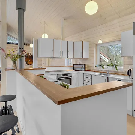 בית נופש Beautiful In Nykobing Sj With Kitchen