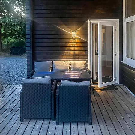 Nydelig Hjem I Nykøbing Sj Med Badstue *